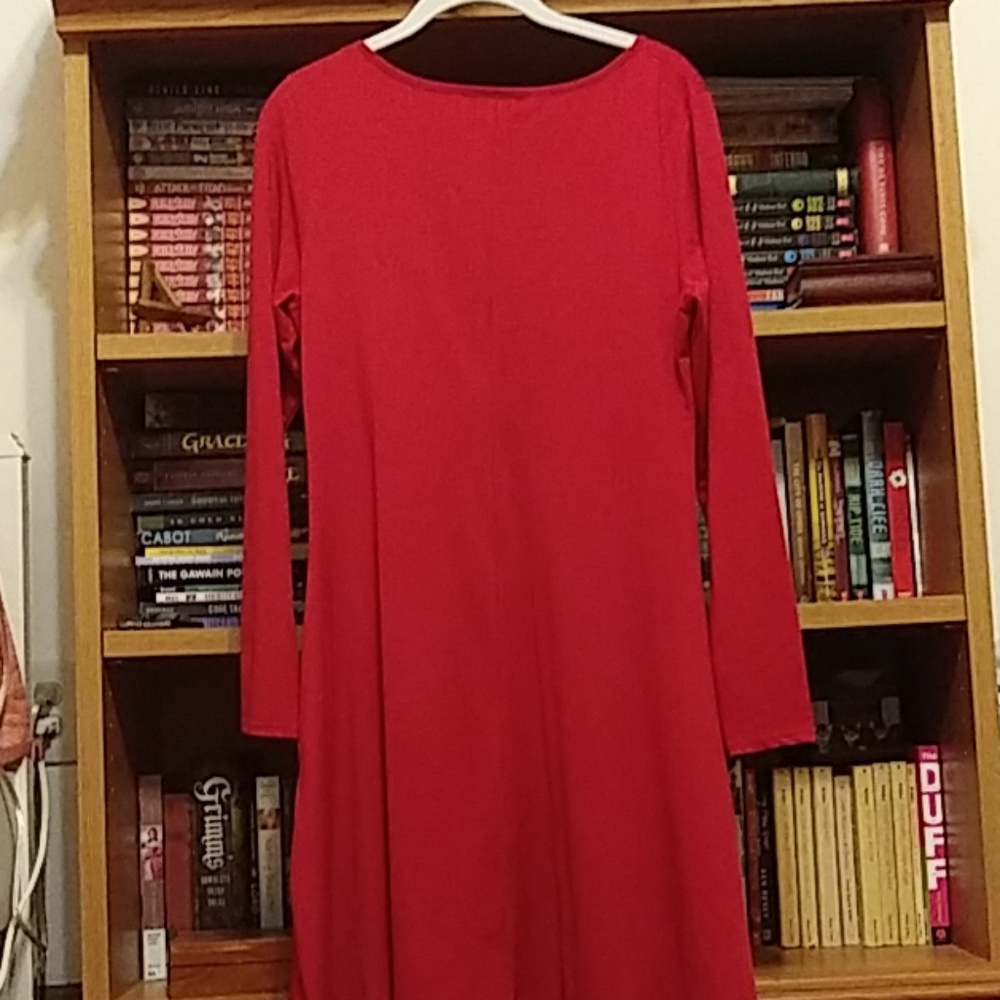 Dress - Picture 2 of 2